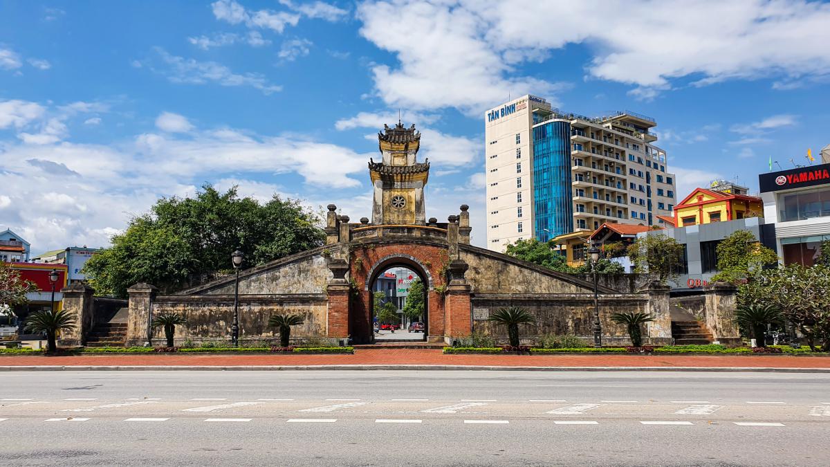 quang binh quan