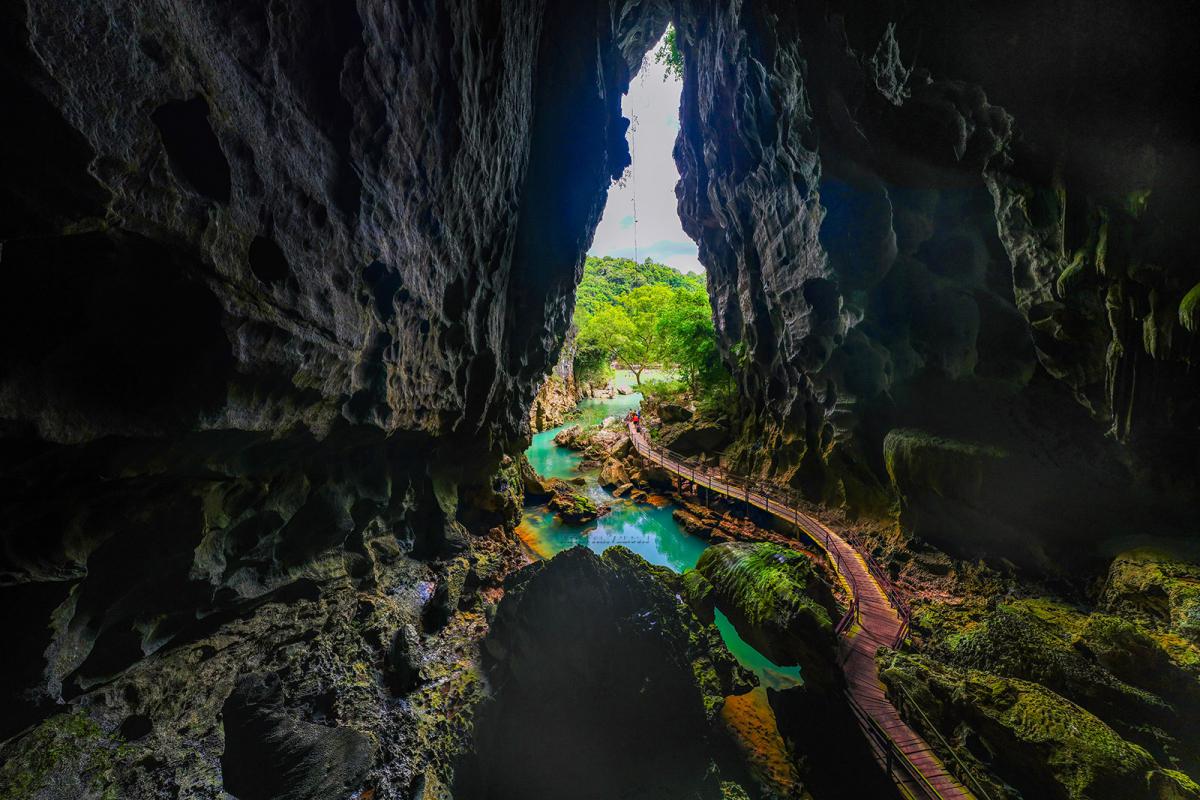 dark-cave dark cave